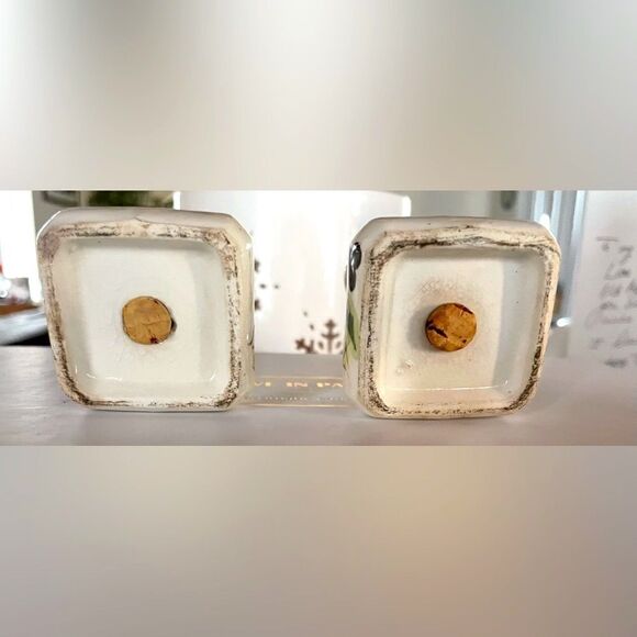 Ceramic Salt & Pepper Shakers with Iron Holder - Picture 5 of 9